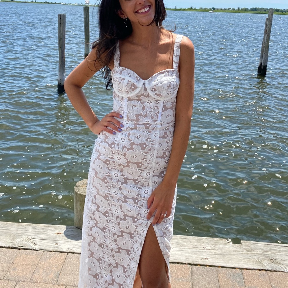ANTHROPOLOGY - HUTCH SLIM LACE CORSET MIDI DRESS